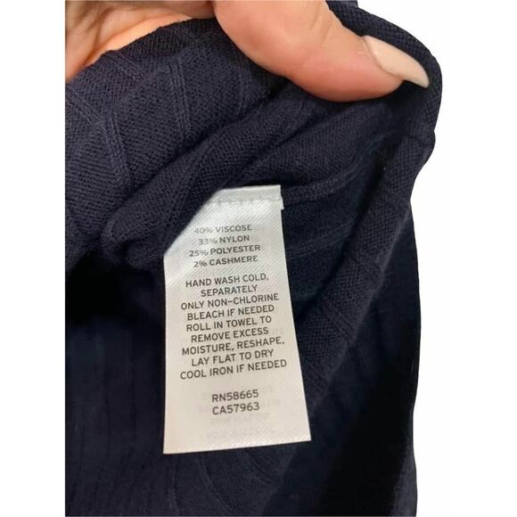 Treasure & Bond Navy Knit V-neck Long Sleeve Sweater Size XS NEW - Picture 5 of 6